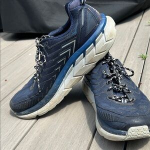 Hoka Outdoor Voices men’s sneakers size 10
Clifton 4